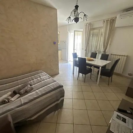 Vista Mare Con Piscina Cala Di Sole Appartement