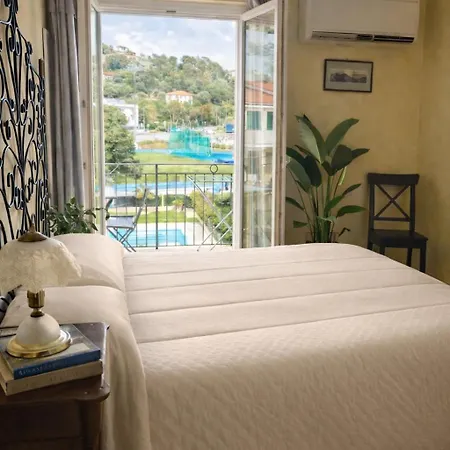 Vista Mare Con Piscina Cala Di Sole Империя