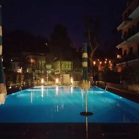 Appartement Vista Mare Con Piscina Cala Di Sole Imperia