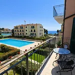 شقة Vista Mare Con Piscina Cala Di Sole *