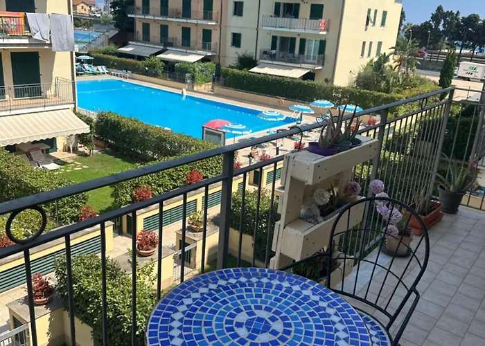Vista Mare Con Piscina Cala Di Sole Apartmán *