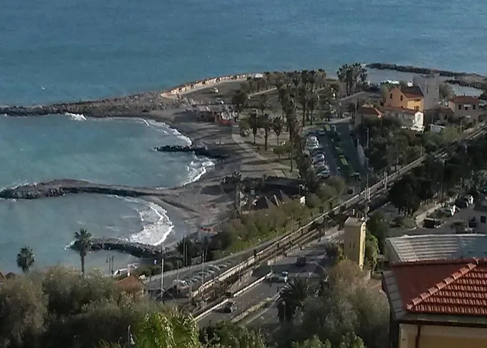 Apartmán Vista Mare Con Piscina Cala Di Sole